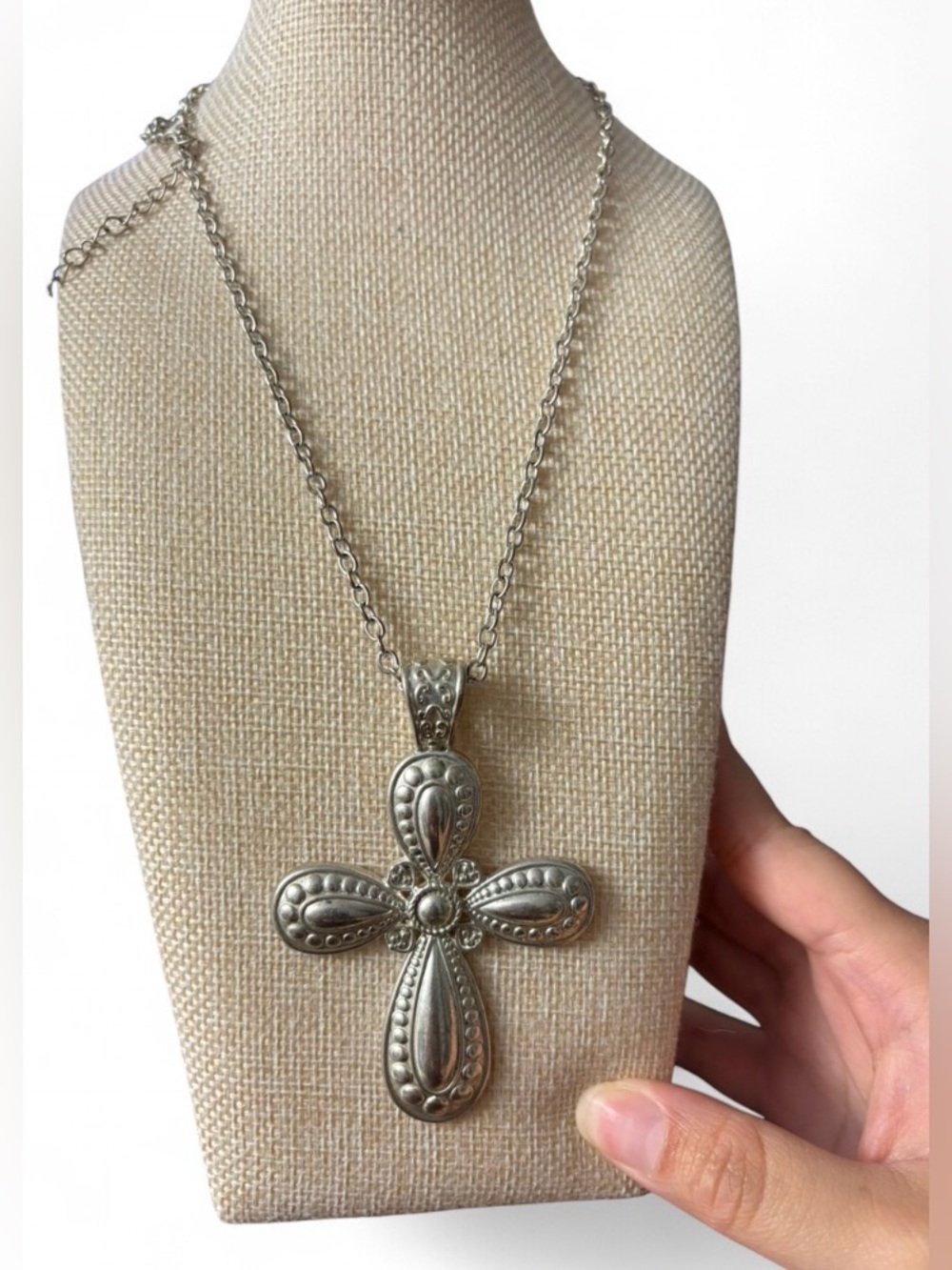 Silver Chunky Cross Pendant Necklace